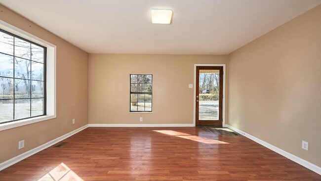 Building Photo - Coming Soon: 3BR, 2BA house in the county.