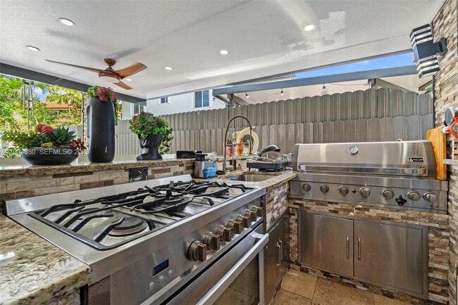 Building Photo - 15646 SW 97th Terrace