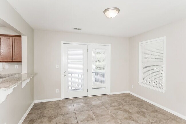 Building Photo - 1818 Jefferson Ave