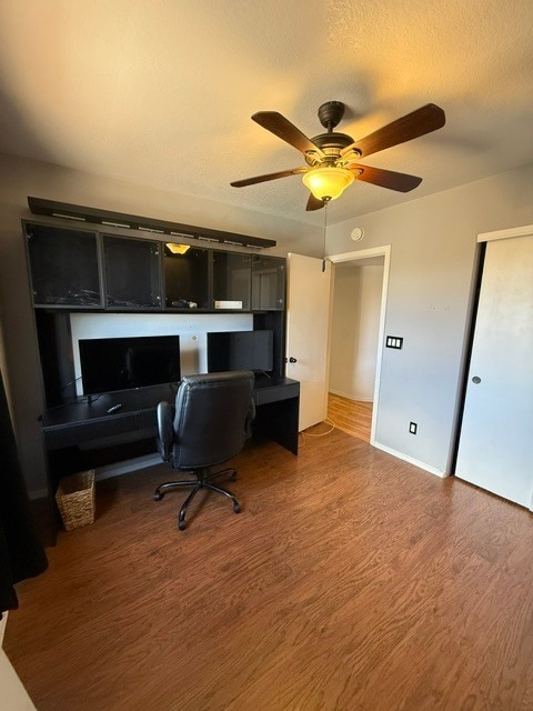 Building Photo - FOR RENT