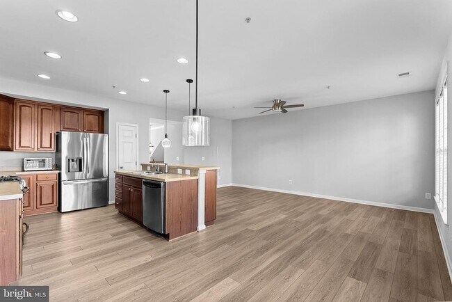 Building Photo - 41848 Inspiration Terrace