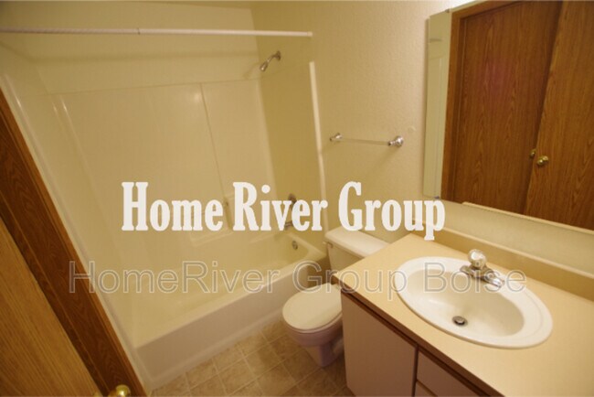 Building Photo - 5949 W Ellens Ferry Ct