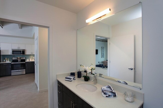 Building Photo - 3160 5th Avenue North, Unit 1