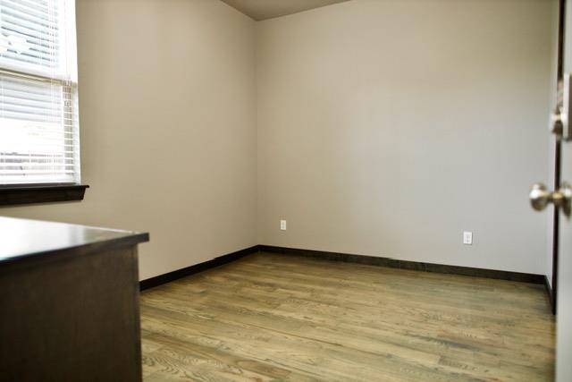 Building Photo - 705 S Jenkins Ave