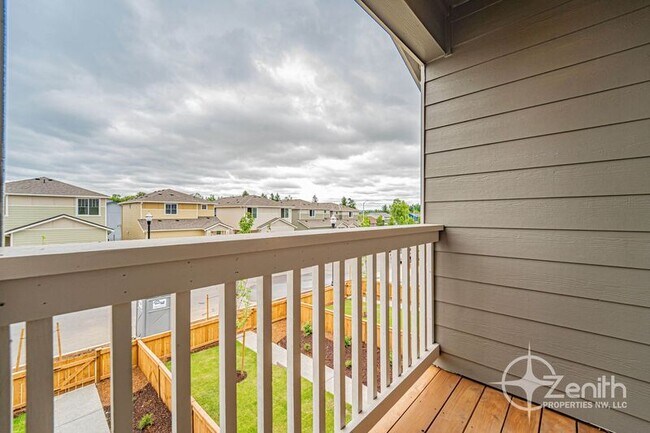 Building Photo - 7020 NE 156th Pl