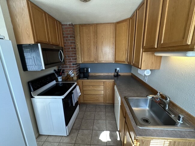 Building Photo - RIchland Duplex for Lease