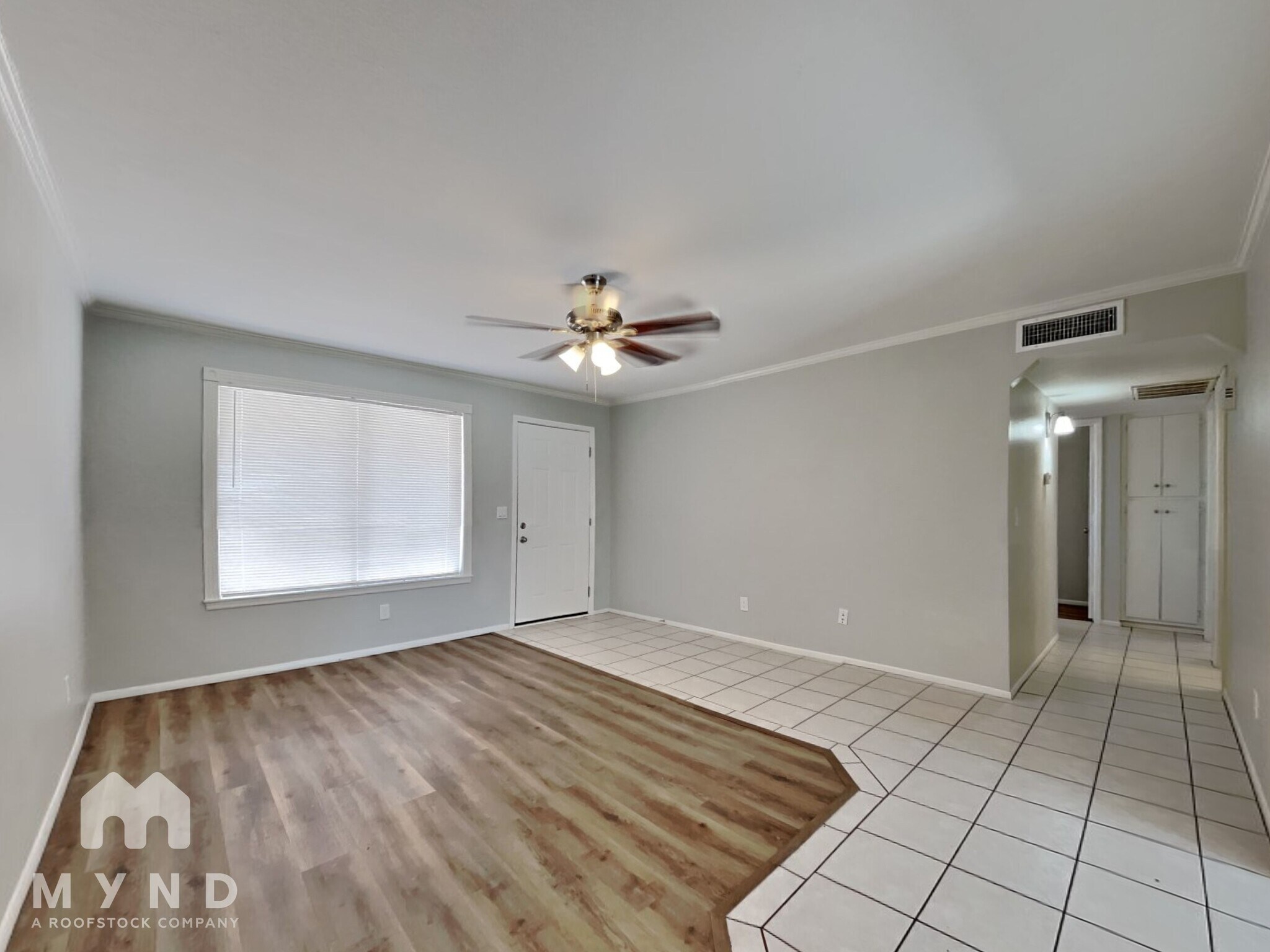 Building Photo - 11520 E Wier Ave