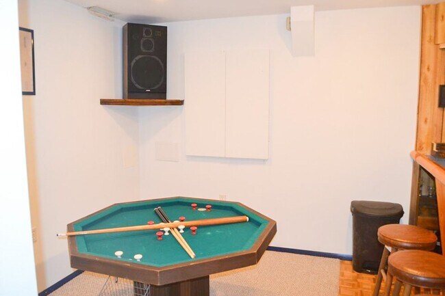 Building Photo - Furnished Golf Course Rental