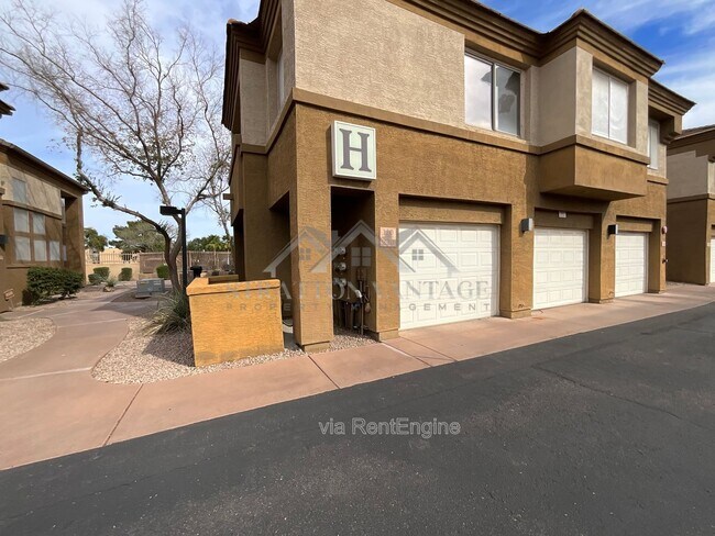 Building Photo - 1445 E Broadway Rd