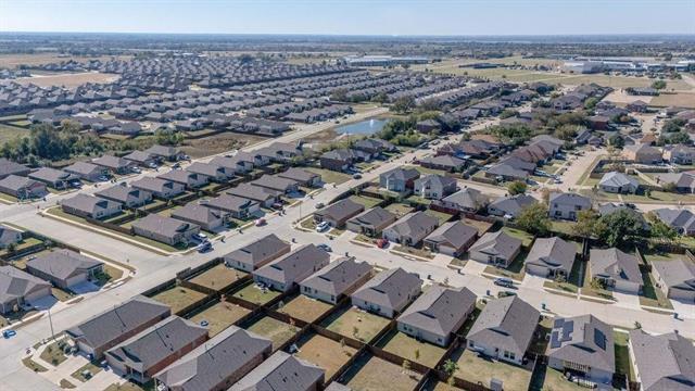 Building Photo - 2402 Mobile St