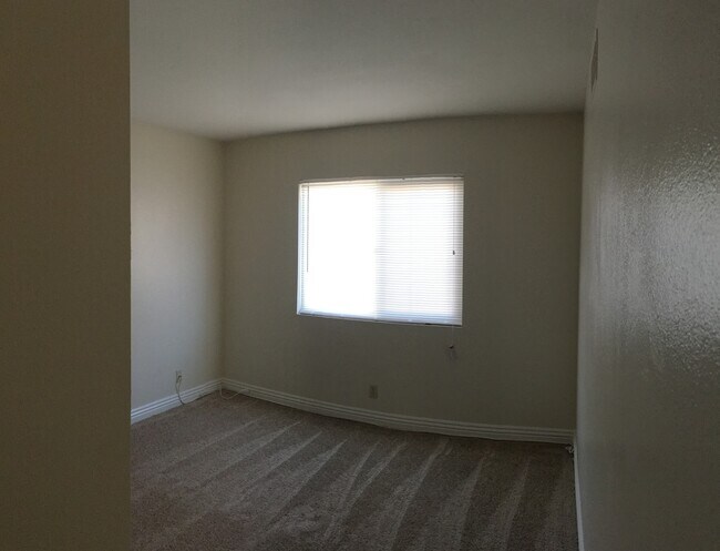 Building Photo - 7206 Archcrest Ave