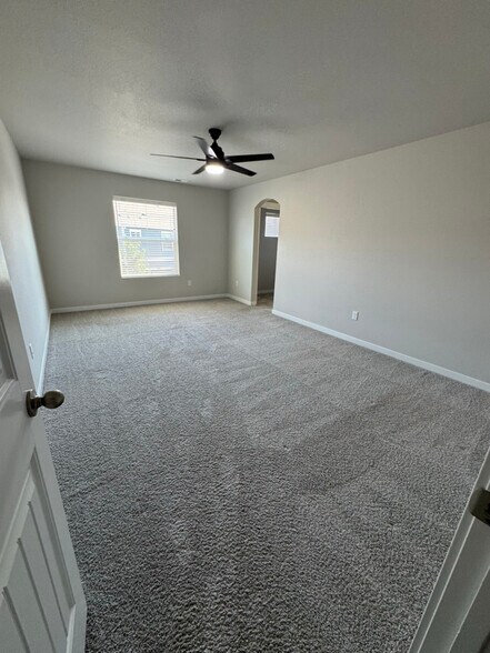 Building Photo - 4065 Warthog Hts