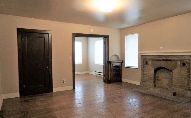 Interior Photo - Series D Packers Properties