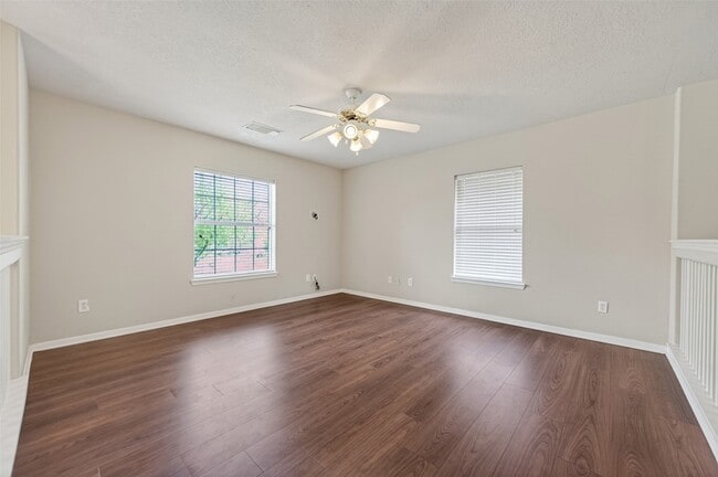 Building Photo - 2610 Argos Dr