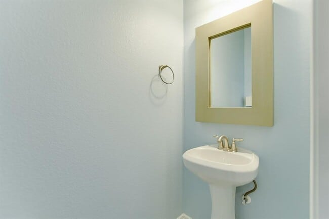 Building Photo - 11921 Terraza Cir
