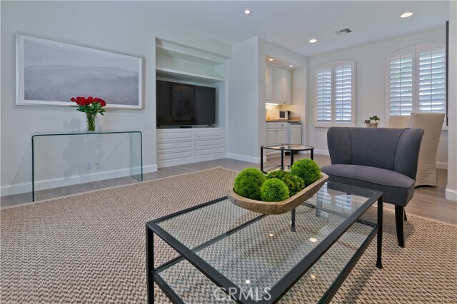 Building Photo - 55495 Royal St George