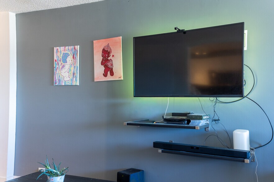 Building Photo - 2225 Buchtel Blvd