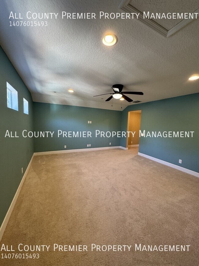 Building Photo - 203 Spalding Way
