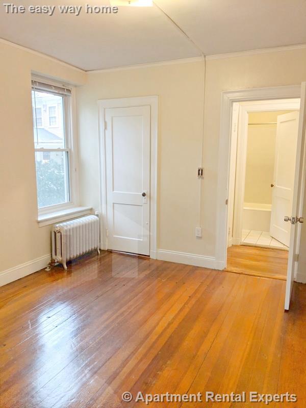 Building Photo - 7 Craigie Cir