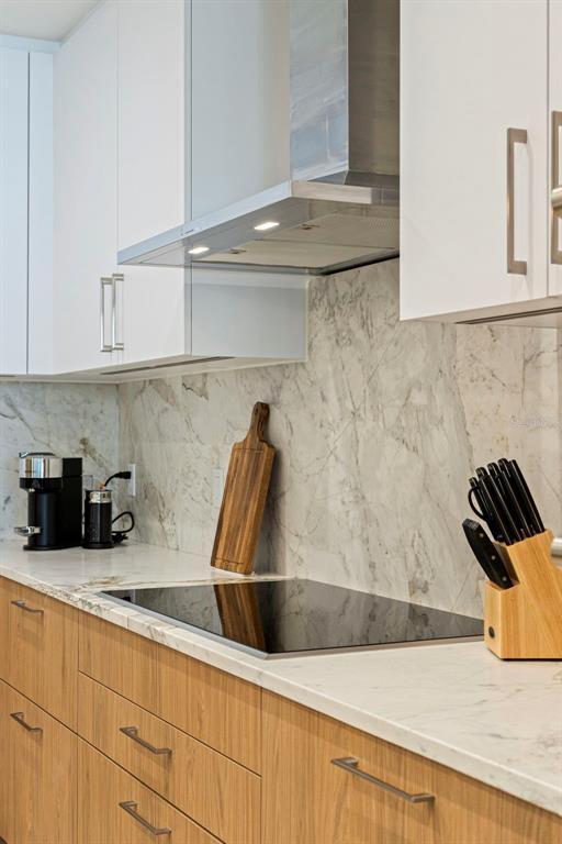 Building Photo - 275 1st Ave S