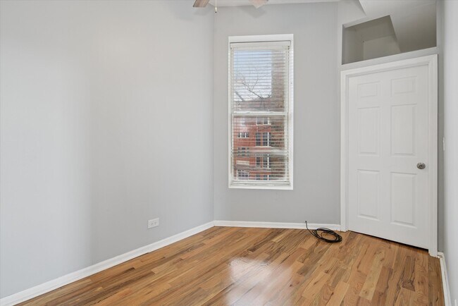 Building Photo - 1635 S Christiana Ave