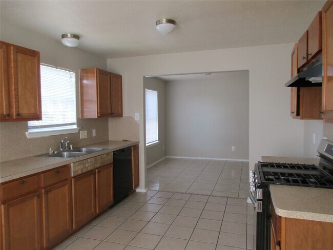 Building Photo - 12846 Colony Heath Ln