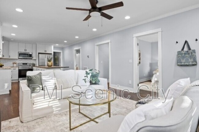 Building Photo - 3813 Pennsylvania Ave