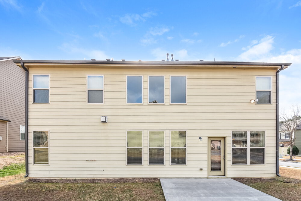 Building Photo - 192 Moorland Way NE