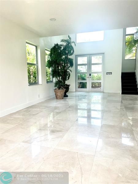 Building Photo - 4755 Chardonnay Dr