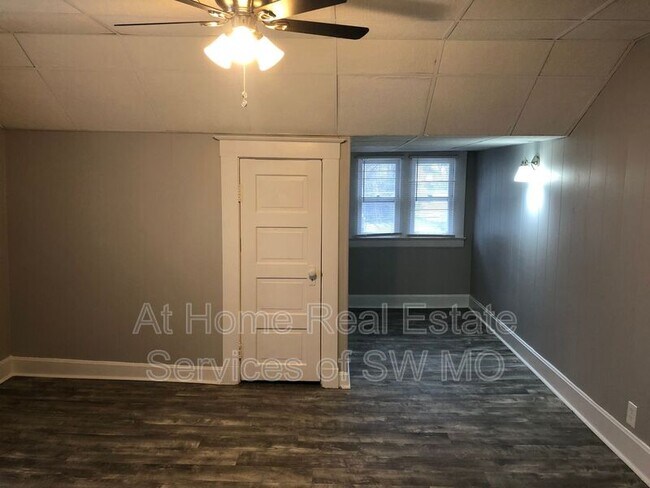 Building Photo - 649 S Main