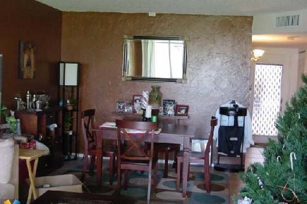 Building Photo - 1831 Sabal Palm Dr