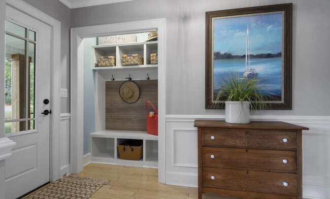 Building Photo - NEW LISTING!!!!!