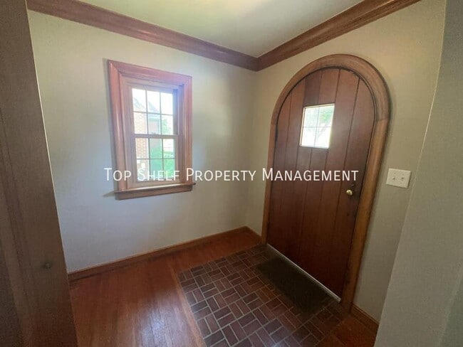 Building Photo - 2809 43rd St