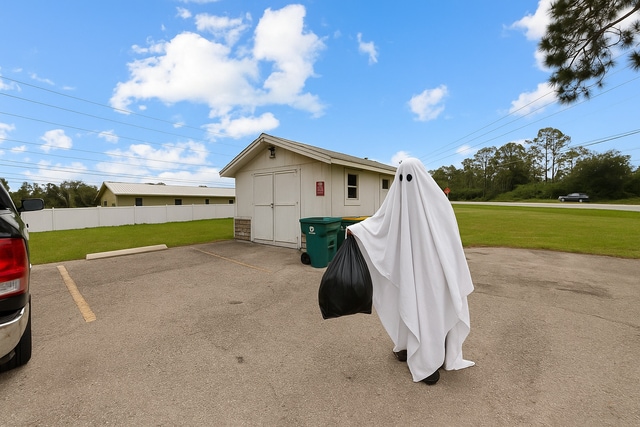 Building Photo - Spellbound in the Sunshine – Cozy 1BR with...