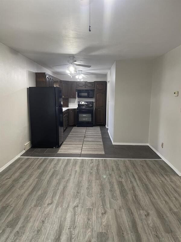 Building Photo - 1000 N Hewett Ave