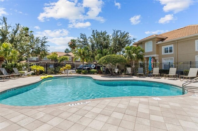 Building Photo - 3372 Covered Bridge Dr E