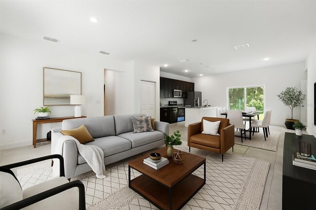 Building Photo - 7738 N Creek Way