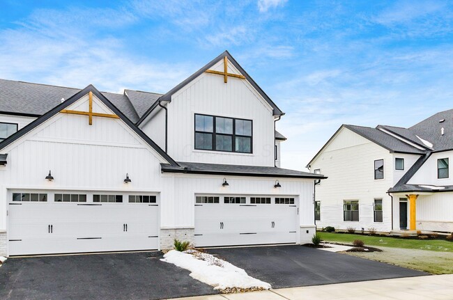 Building Photo - 5494 Dutch Ln