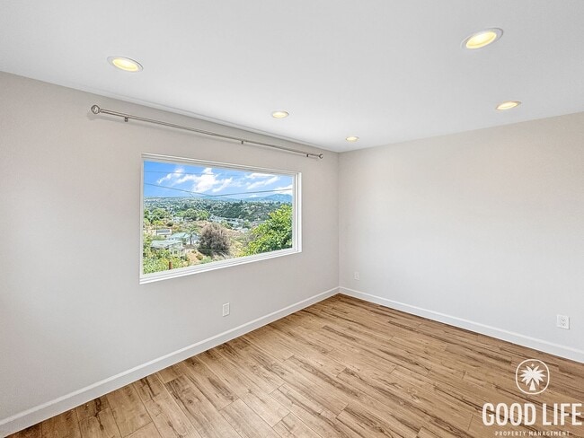 Building Photo - Unique 3BD/2BA Home in El Cerrito with Panoramic Views, Trex Deck & Large Yard