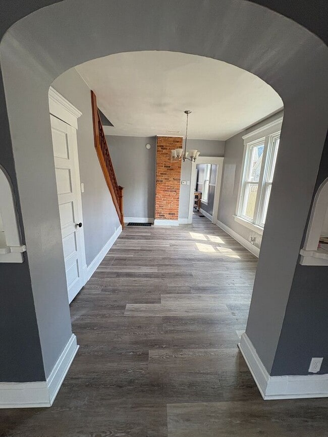 Building Photo - Charming 2 beds 1 bath in Merion Village