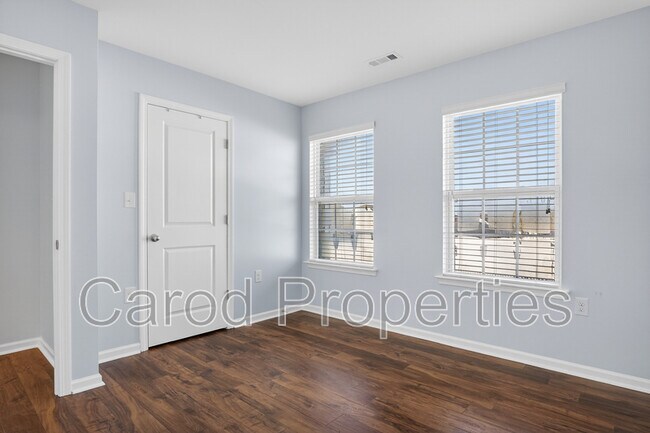 Building Photo - 3315 Runneymede Street SW