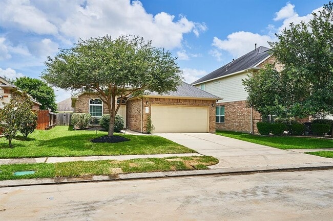 Building Photo - 1218 Maple Ace Dr