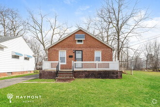 Building Photo - Charming 3-Bedroom Brick Home