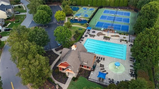 Building Photo - 1810 Kingsbridge Ct