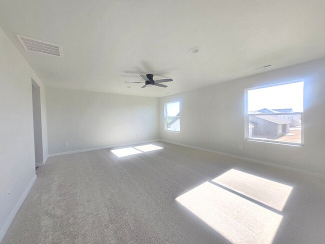 Building Photo - Beautiful Brand New home