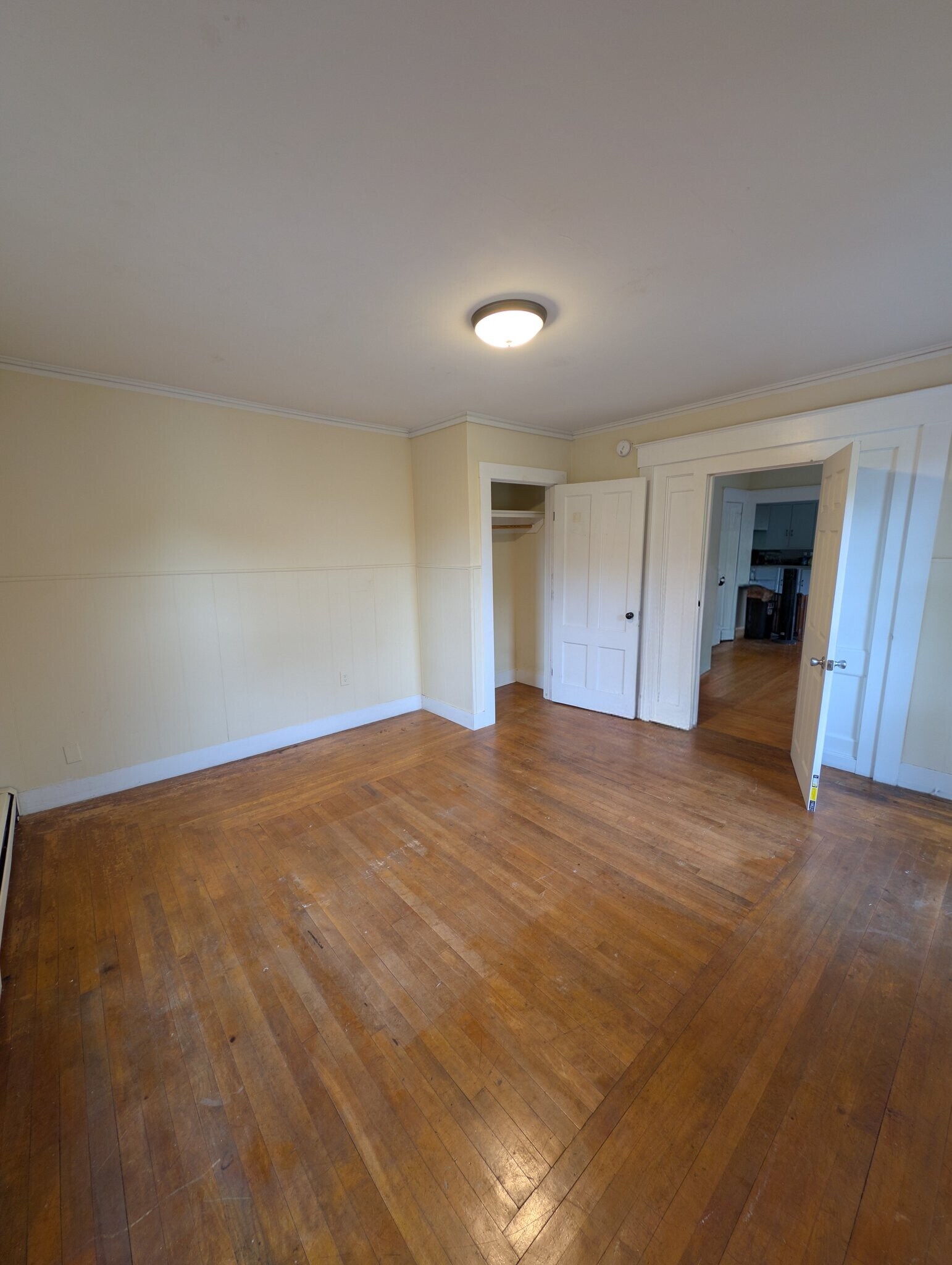 Building Photo - 60 Elm St
