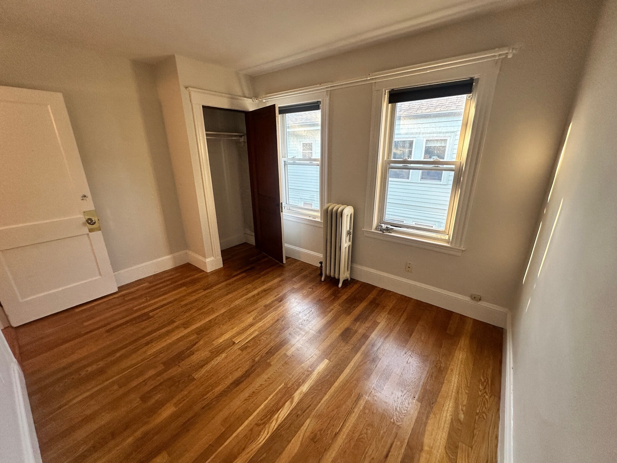 Building Photo - 48 Standish St