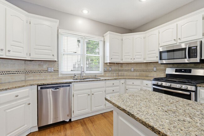 Building Photo - Luxury, Location & Lifestyle—All in One! Executive Home w/ Community Pool