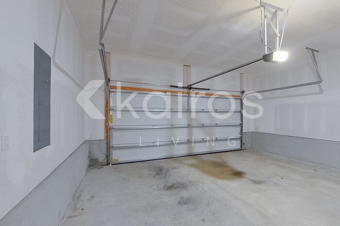 Building Photo - 4804 Malay Cir