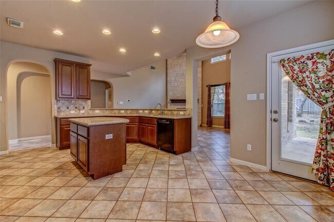 Building Photo - 11616 Cherisse Dr